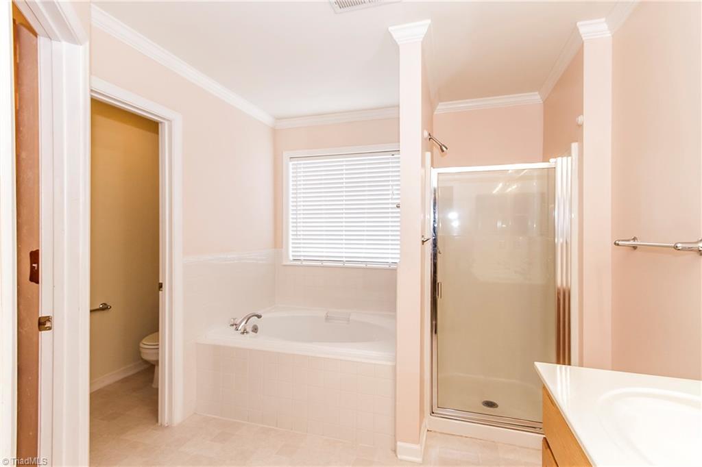 1757 Hanford Hills Road Graham, NC 27253 - Photo 14 of 24 Garden tub