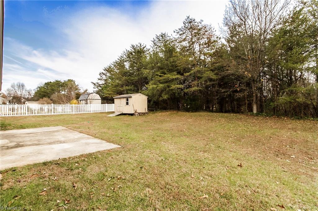 1757 Hanford Hills Road Graham, NC 27253 - Photo 22 of 24 Patio and private yard