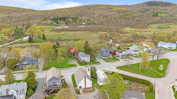 $399,000 | 394 Highway 15, Jericho, VT 05465