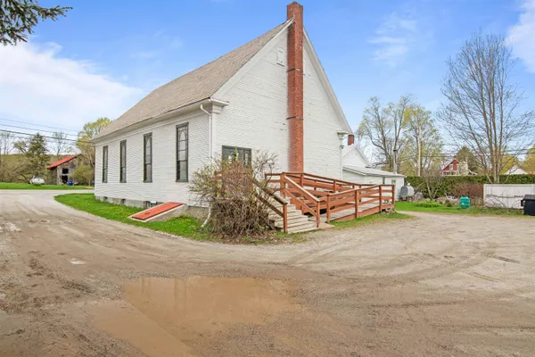 $399,000 | 394 Highway 15, Jericho, VT 05465