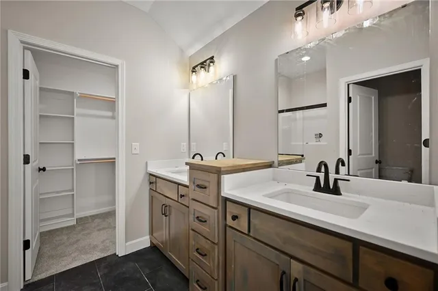 $399,900 | 11207 East 207th Street, Peculiar, MO 64078