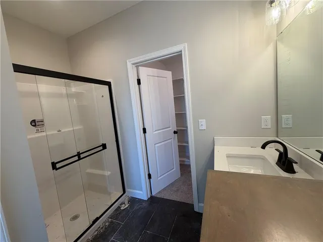 $399,900 | 11207 East 207th Street, Peculiar, MO 64078