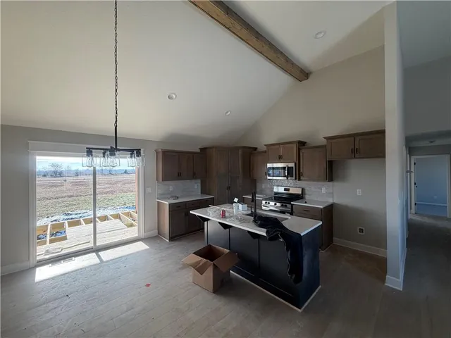 $399,900 | 11207 East 207th Street, Peculiar, MO 64078