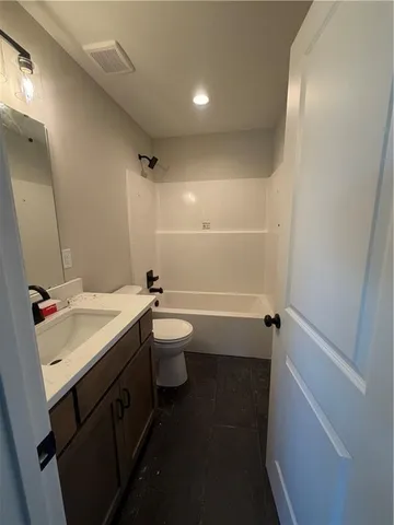 $399,900 | 11207 East 207th Street, Peculiar, MO 64078