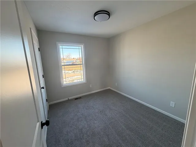 $399,900 | 11207 East 207th Street, Peculiar, MO 64078