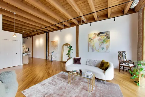 $539,000 | 616 West Fulton Street, Unit 503, Chicago, IL 60661