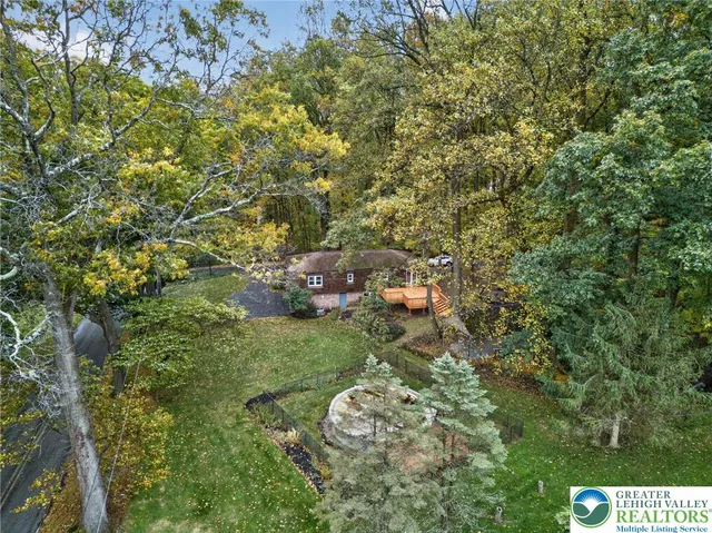 a picture of city view