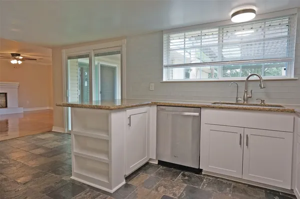 $1,950 | 1922 Westlake Way, Houston, TX 77084