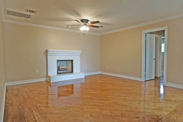 $1,950 | 1922 Westlake Way, Houston, TX 77084