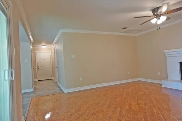 $1,950 | 1922 Westlake Way, Houston, TX 77084