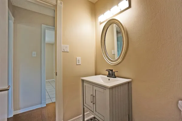 $1,950 | 1922 Westlake Way, Houston, TX 77084