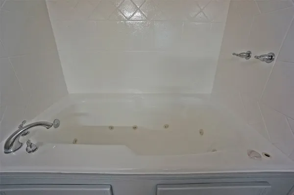 $1,950 | 1922 Westlake Way, Houston, TX 77084