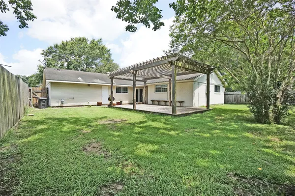 $1,950 | 1922 Westlake Way, Houston, TX 77084