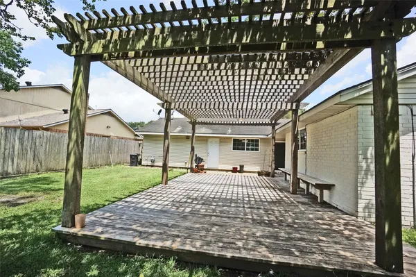 $1,950 | 1922 Westlake Way, Houston, TX 77084