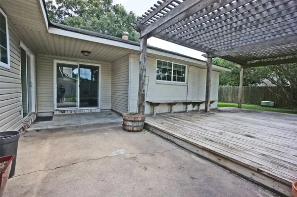 $1,950 | 1922 Westlake Way, Houston, TX 77084