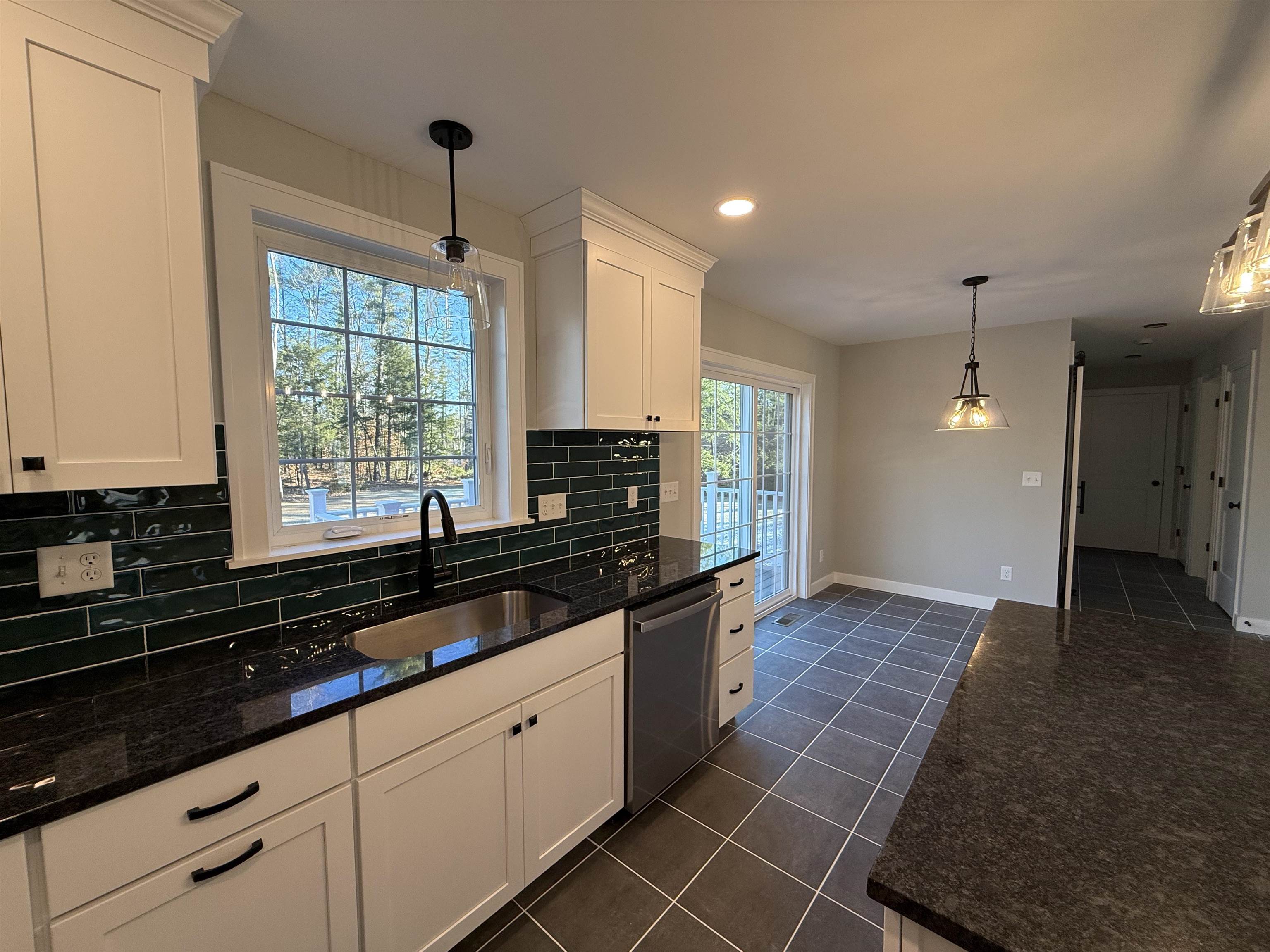 14 Arbor Road, Unit LOT 13 Epping, NH 03042 - Photo 3 of 30