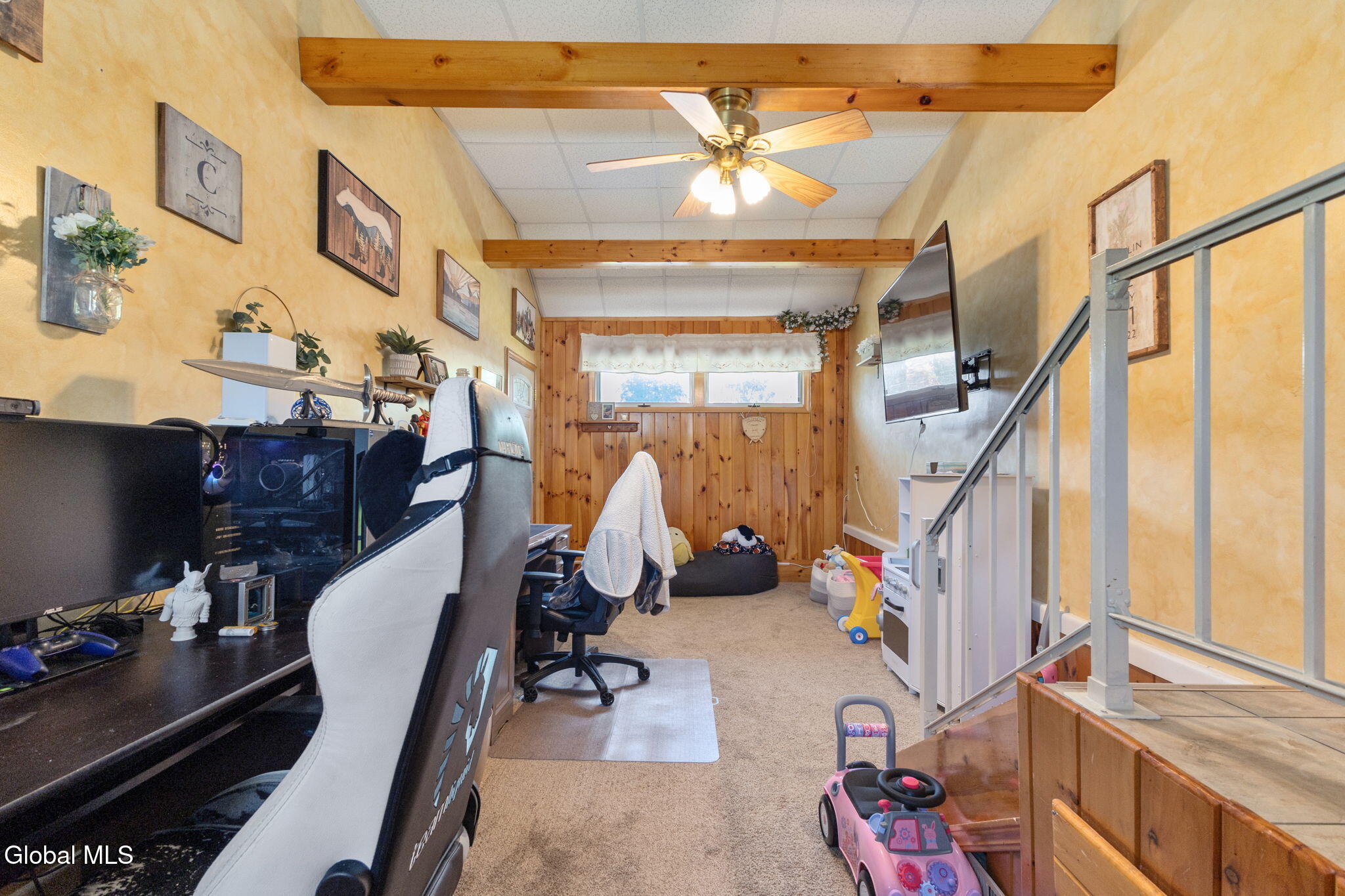 10 Tanglewood Road Colonie, NY 12205 - Photo 18 of 44 25-10TanglewoodRd_25