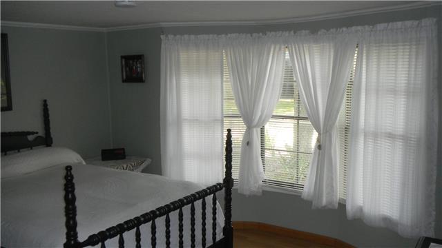 726 Greenwood Road Tullahoma, TN 37388 - Photo 6 of 20 Gallery Image 6