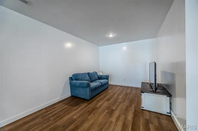 $374,900 | 205 Majestic, Waynesville, MO 65583