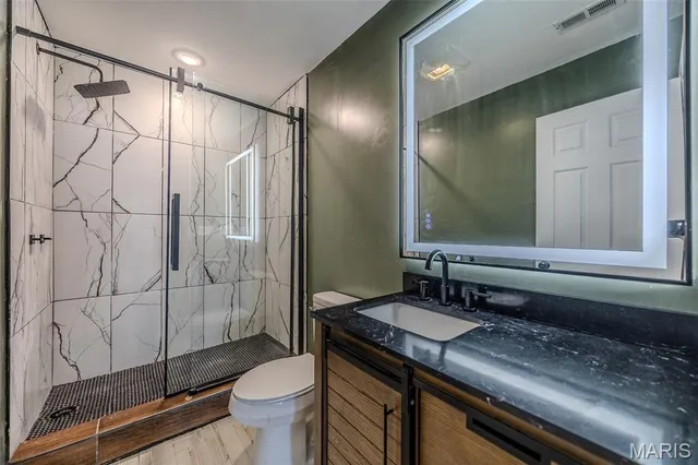 $374,900 | 205 Majestic, Waynesville, MO 65583