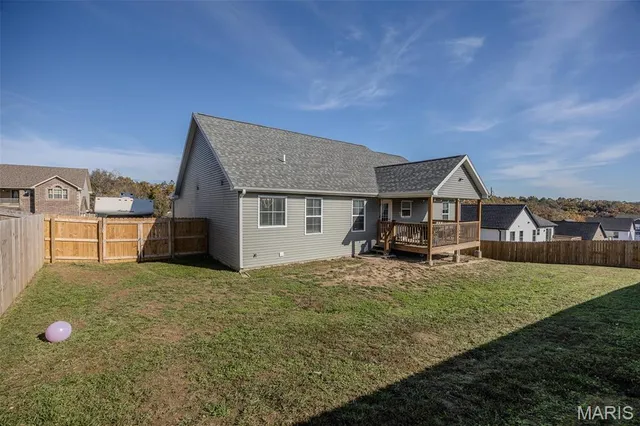 $374,900 | 205 Majestic, Waynesville, MO 65583