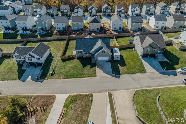 $374,900 | 205 Majestic, Waynesville, MO 65583