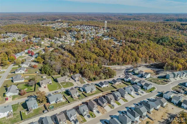 $374,900 | 205 Majestic, Waynesville, MO 65583