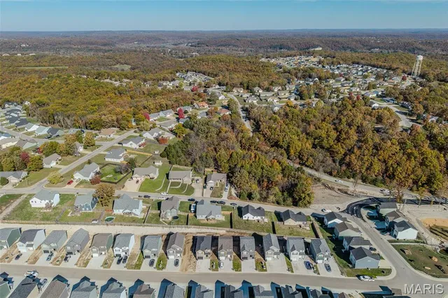 $374,900 | 205 Majestic, Waynesville, MO 65583