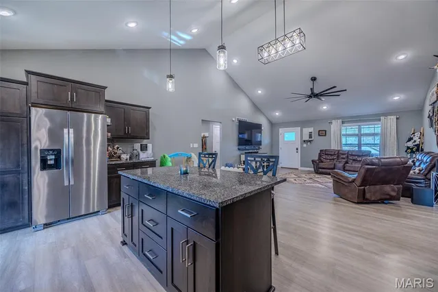 $374,900 | 205 Majestic, Waynesville, MO 65583