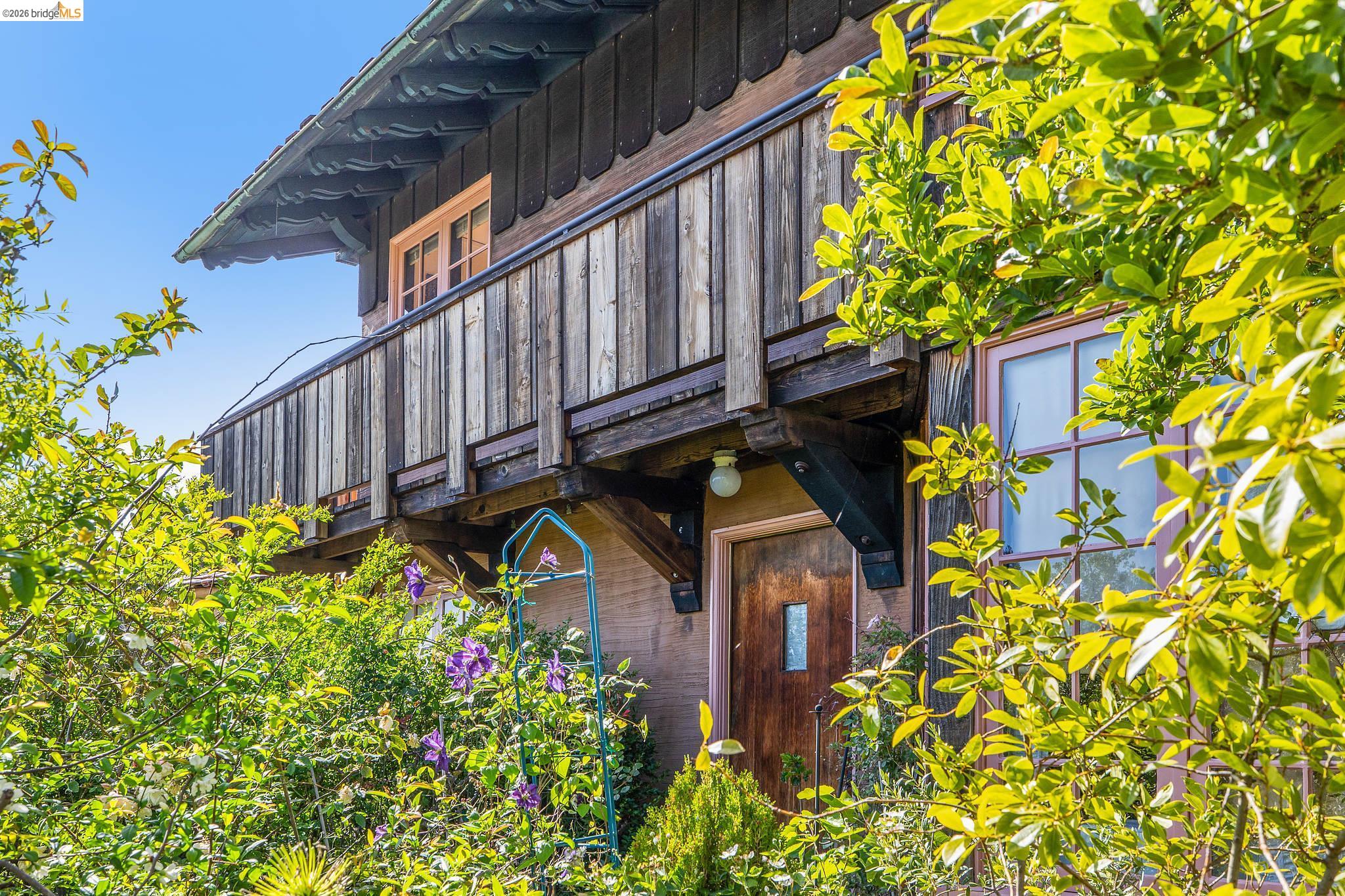 2501 Rose Walk Berkeley, CA 94708 - Photo 11 of 60