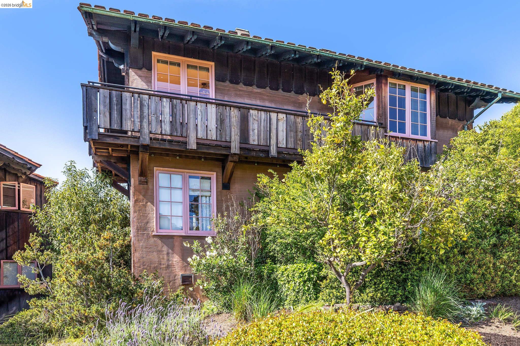 2501 Rose Walk Berkeley, CA 94708 - Photo 22 of 60