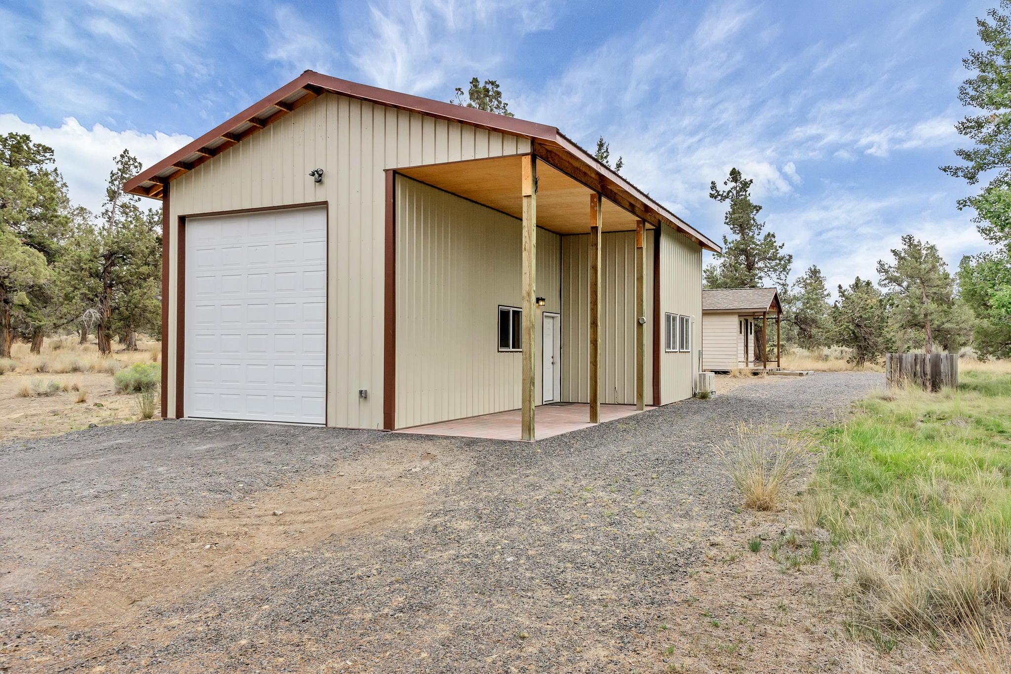 65764 Tweed Road Bend, OR 97703 - Photo 47 of 54 RV garage/ADU