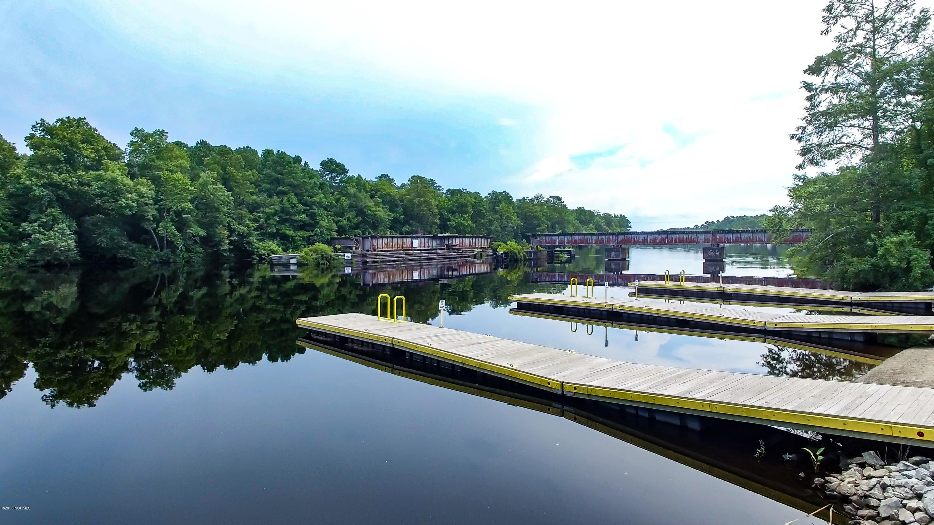 205 Winding Creek Road Rocky Point, NC 28457 - Photo 10 of 16 Store your boat in your backyard and launch it here.