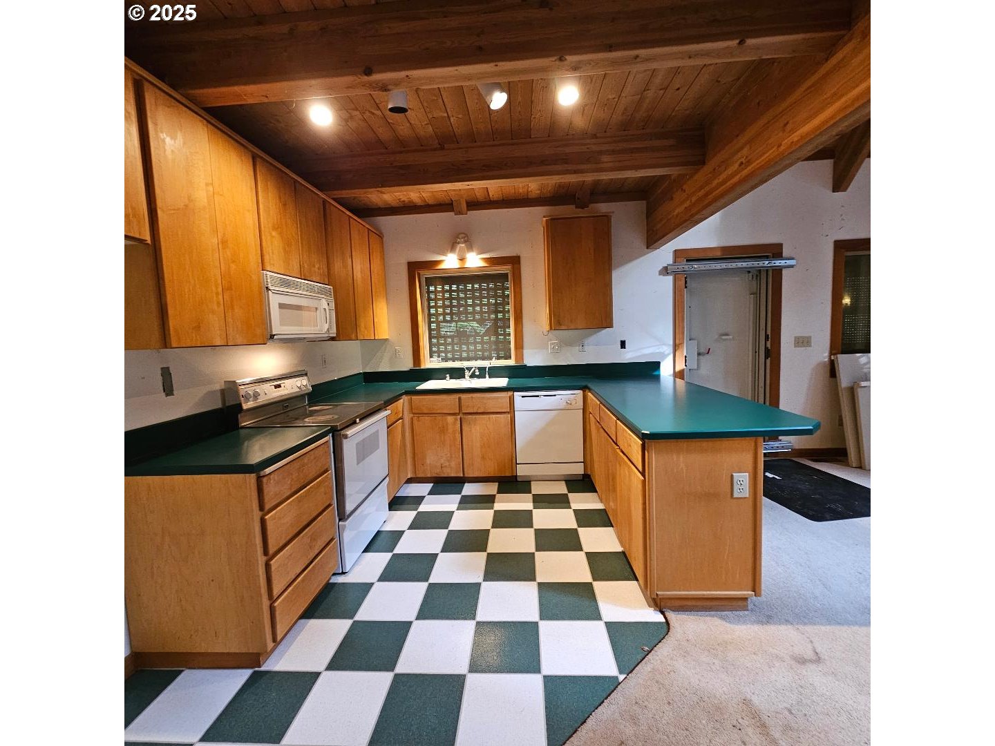 10675 Cooper Spur Road Mount Hood Parkdale, OR 97041 - Photo 5 of 15