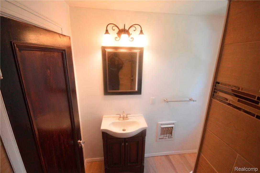 14728 Rutland Street Detroit, MI 48227 - Photo 10 of 28 _DSC0034.JPG
