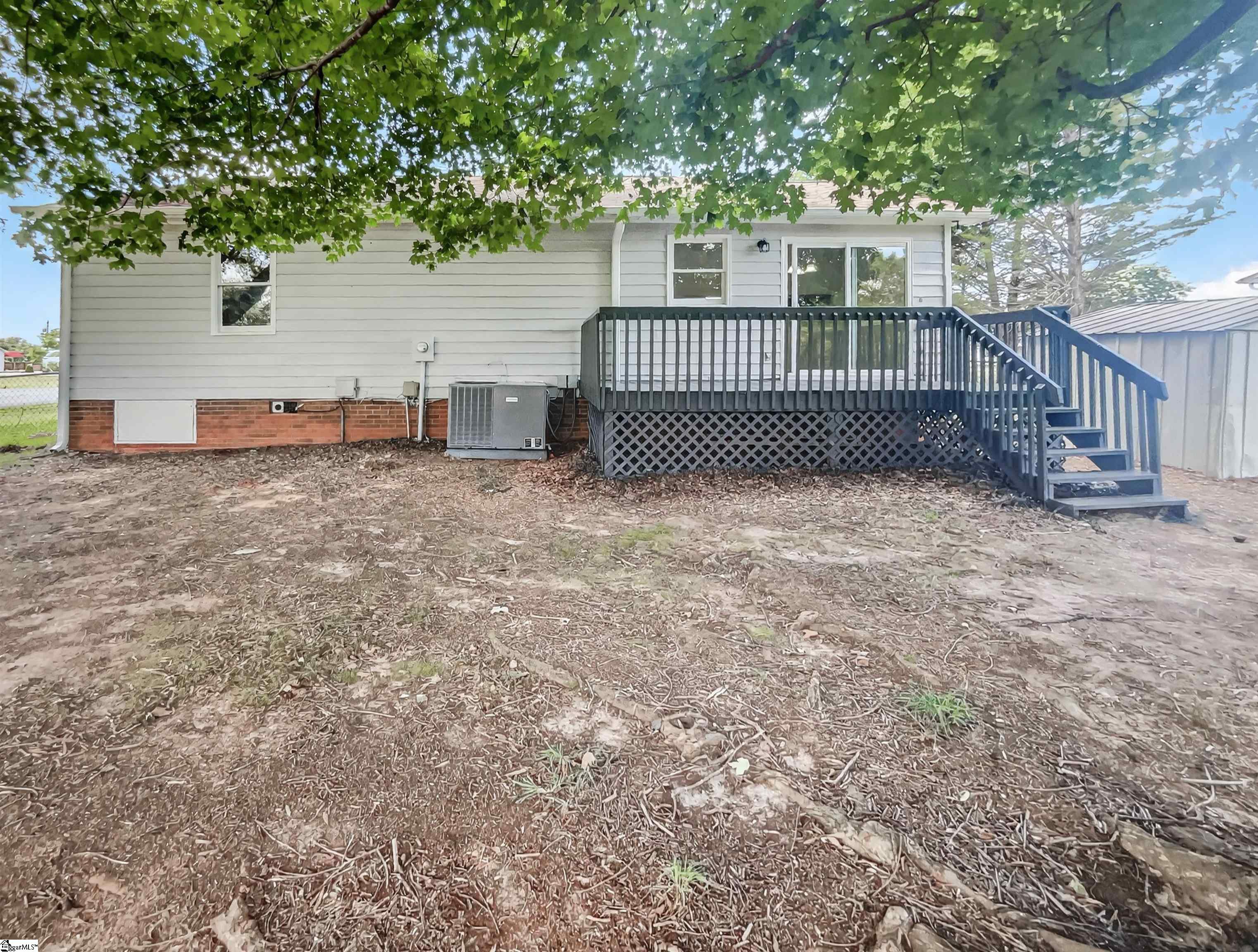 208 Mason Road Boiling Springs, SC 29316 - Photo 8 of 19