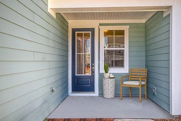 $2,330 | 121 Marigny Street, Unit LIVE OAK, Moncks Corner, SC 29461