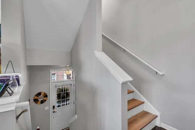 a view of entryway and hall