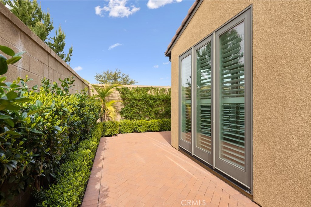 133 Waterleaf Irvine, CA 92620 - Photo 11 of 22 a view of a backyard with garden