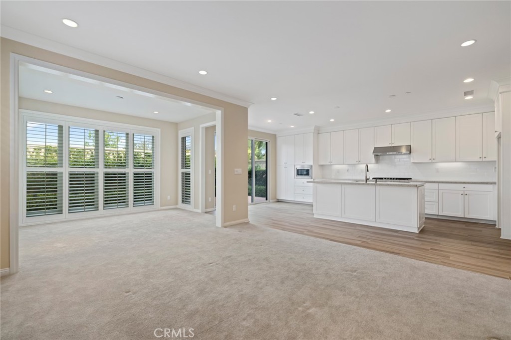 133 Waterleaf Irvine, CA 92620 - Photo 8 of 22 a view of large kitchen with large windows