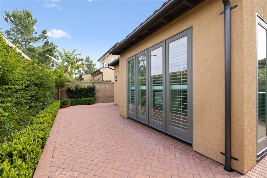 133 Waterleaf Irvine, CA 92620 - Photo 10 of 22 a view of backyard with green space