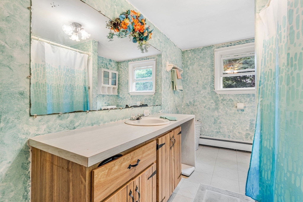 176 Topsfield Road Wenham, MA 01984 - Photo 27 of 36 Gallery Image 27