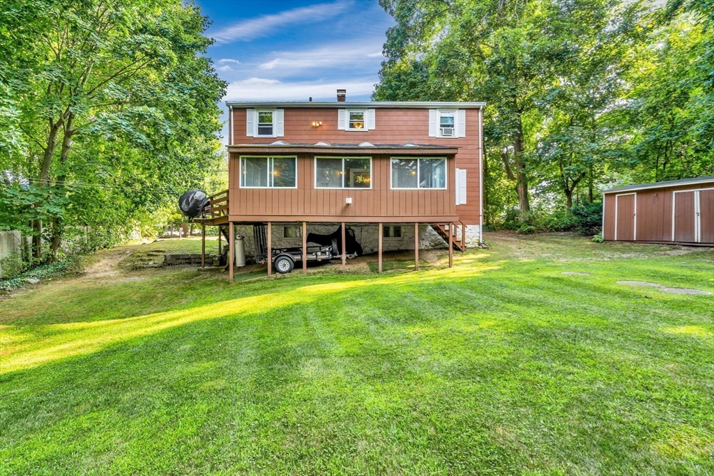 176 Topsfield Road Wenham, MA 01984 - Photo 3 of 36 Gallery Image 3