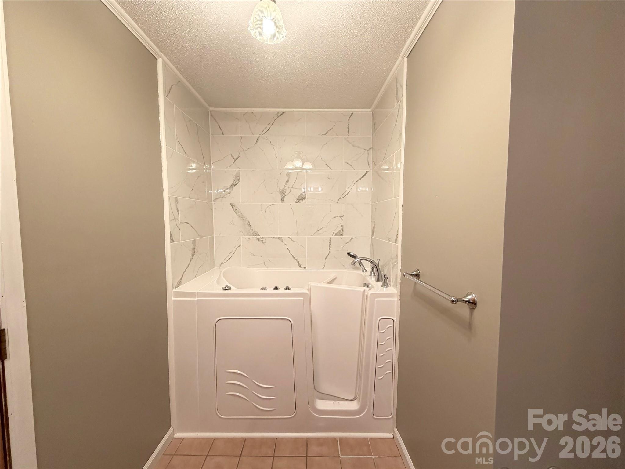 372 Ferry Road Forest City, NC 28043 - Photo 7 of 36 a utility room with dryer and washer