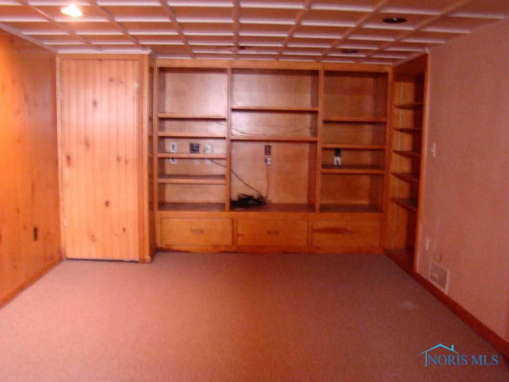 719 Waybridge Road Toledo, OH 43612 - Photo 10 of 14 Gallery Image 10