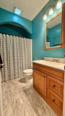 $445,500 | 4800 Longfellow Drive, Springfield, IL 62711