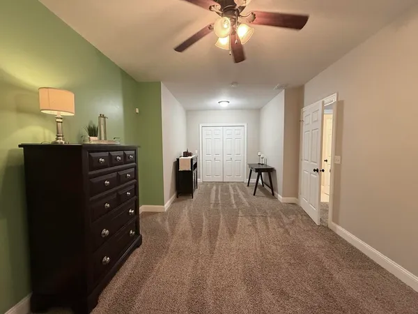 $445,500 | 4800 Longfellow Drive, Springfield, IL 62711