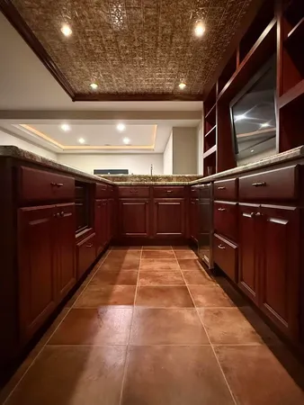 $445,500 | 4800 Longfellow Drive, Springfield, IL 62711