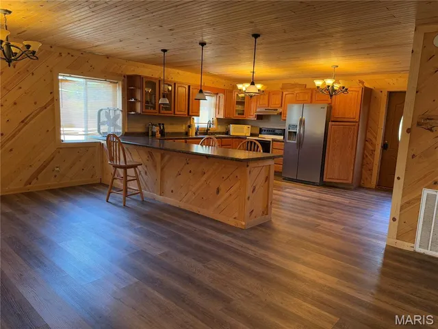 $465,000 | 17771 Annapolis Drive, Glenallen, MO 63751