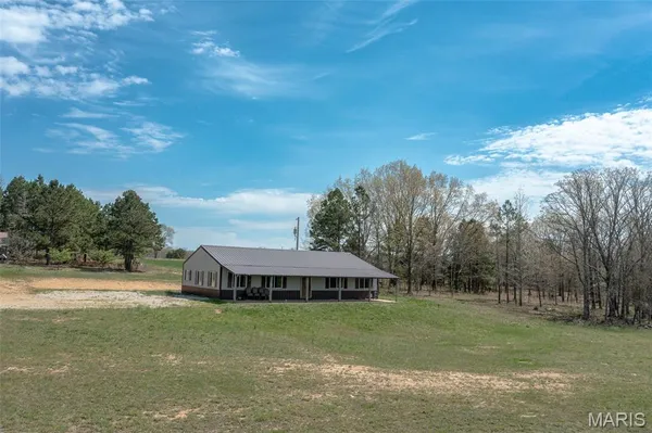 $338,500 | 17771 Annapolis Drive, Glenallen, MO 63751